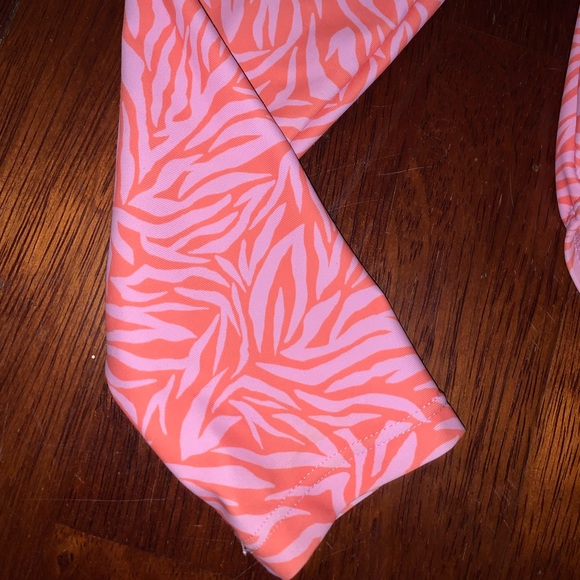 FEATHER 4 Arrow wave chaser surf long sleeve swimsuit girl’s size 8 - Picture 11 of 11